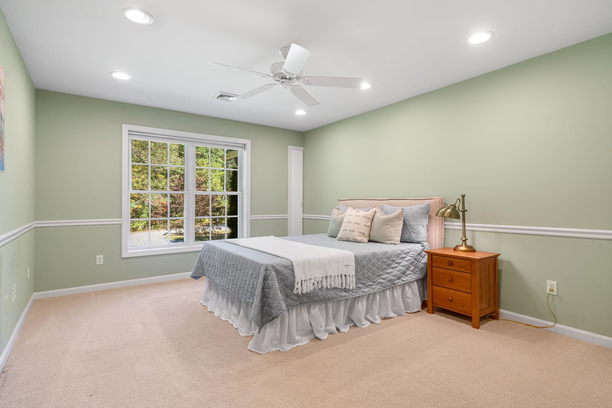 11 Surrey Lane Salem, NH 03079 - Photo 45 of 60