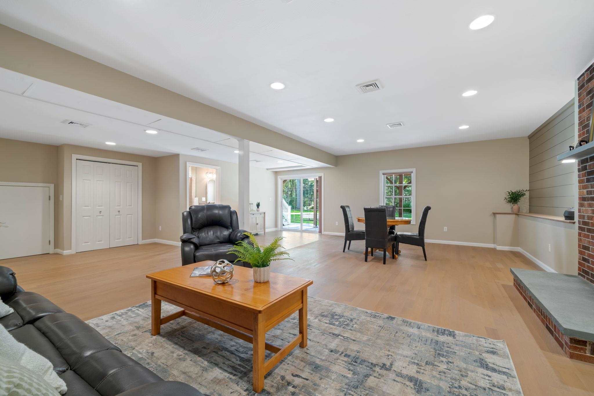 11 Surrey Lane Salem, NH 03079 - Photo 56 of 60