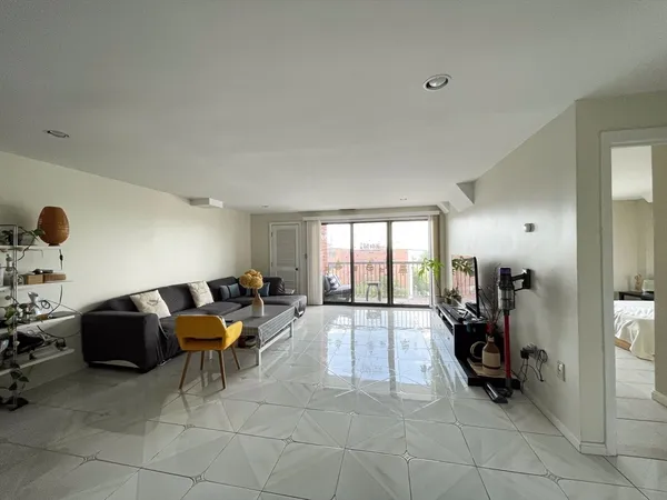 $4,100 | 30 Revere Beach Parkway, Unit 802, Medford, MA 02155