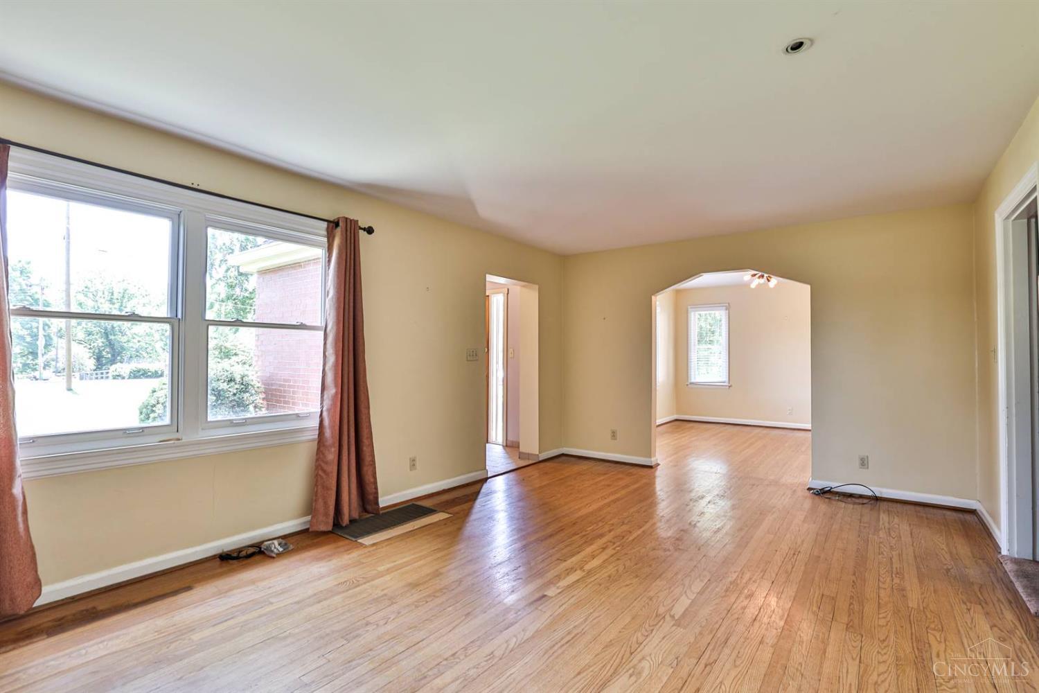 6794 Shawnee Run Road Madeira, OH 45243 - Photo 7 of 56