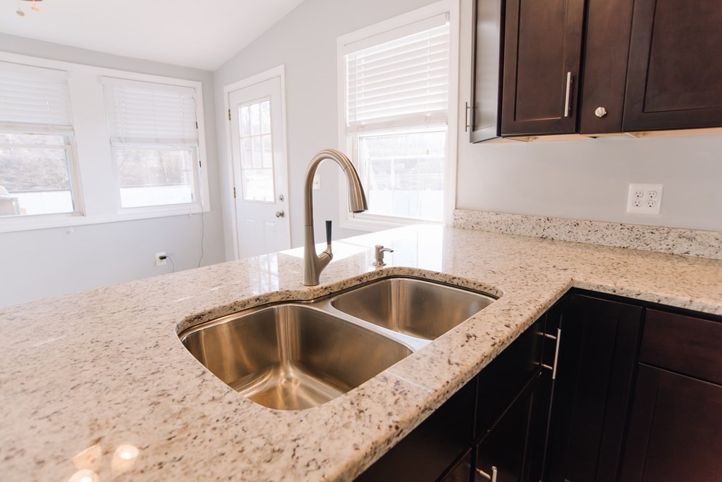 61 Chester Street Chicopee, MA 01013 - Photo 12 of 41