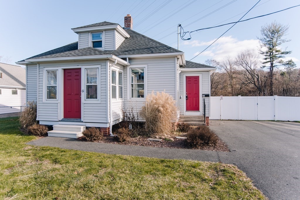 61 Chester Street Chicopee, MA 01013 - Photo 2 of 41