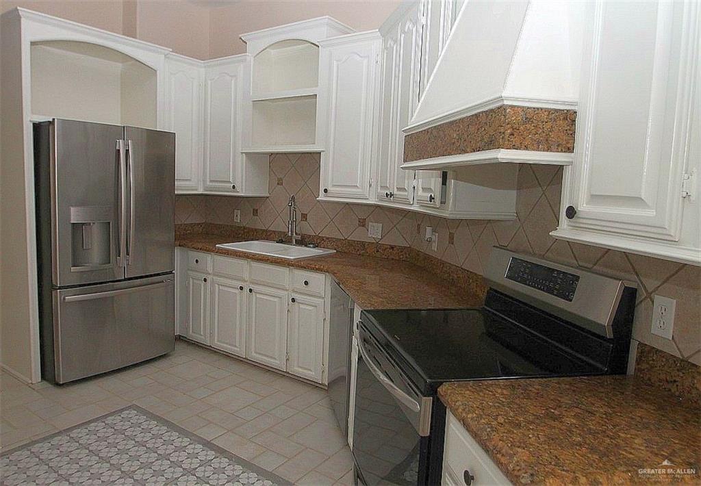 3814 B Shea Weslaco, TX 78596 - Photo 11 of 43