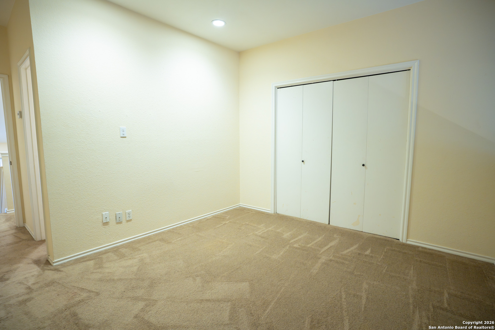 11001 Wurzbach Road, Unit 401 San Antonio, TX 78230 - Photo 4 of 12