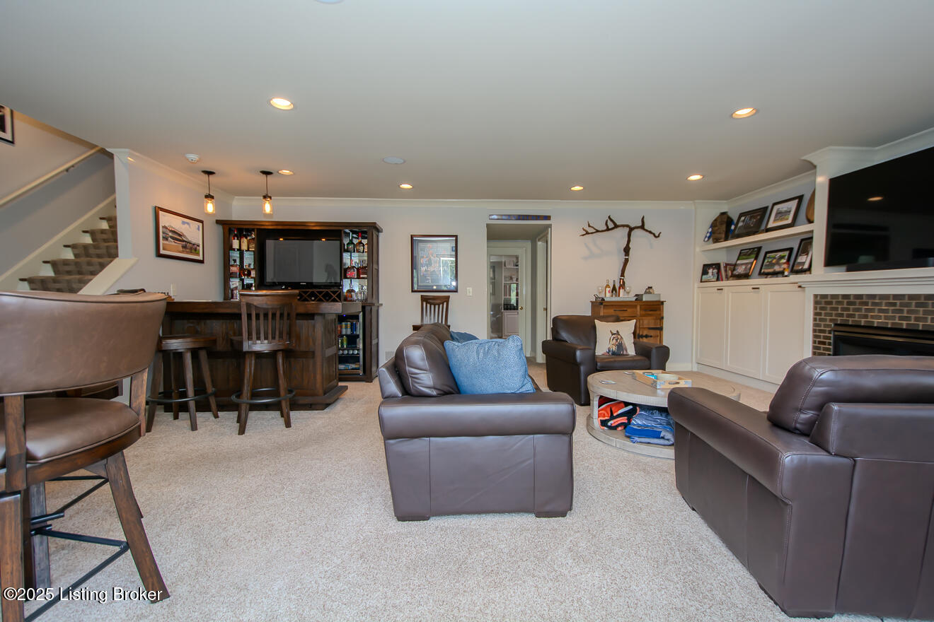 1102 Lodge Hill Road Louisville, KY 40223 - Photo 44 of 71 LodgeHill-50