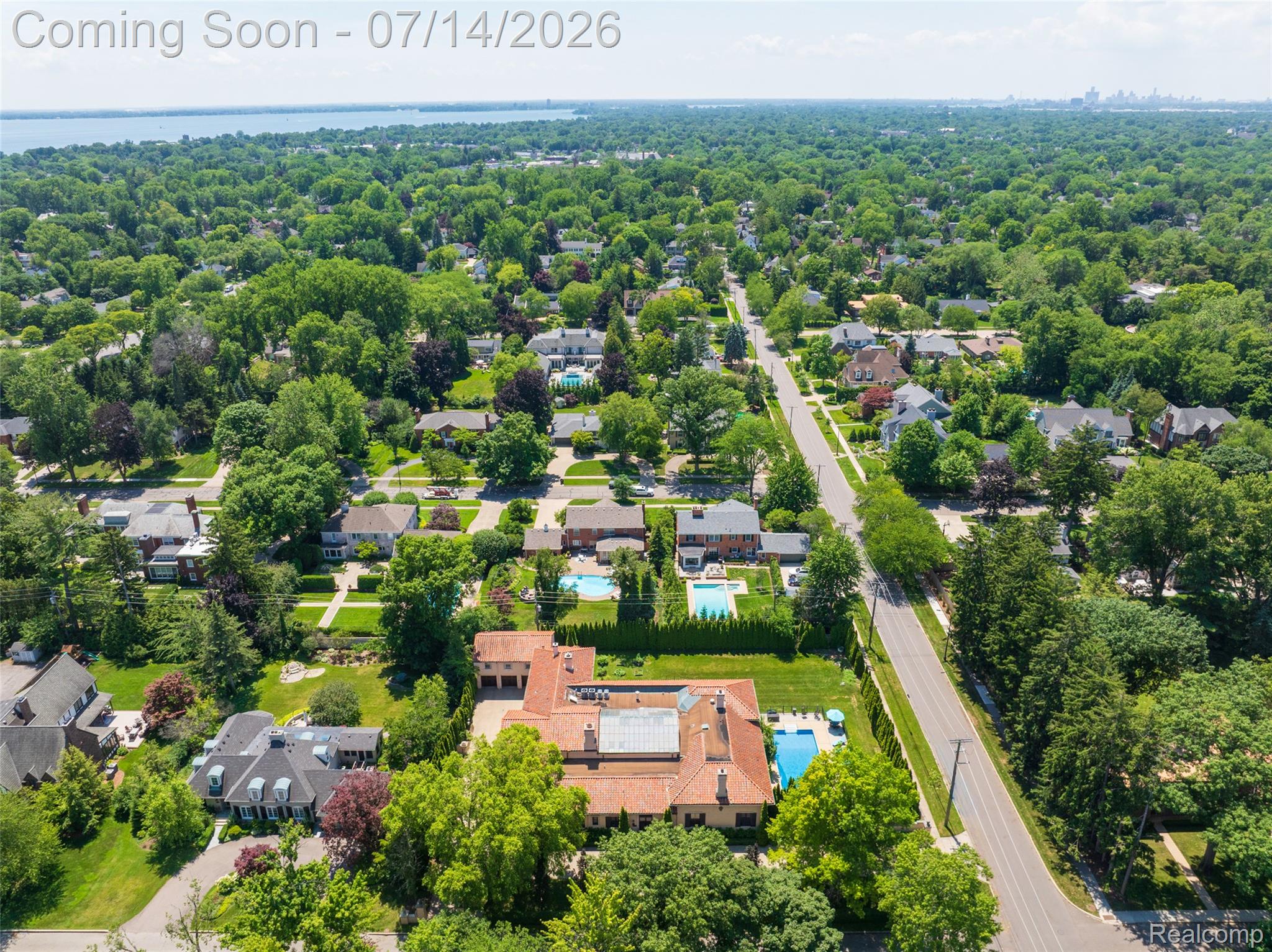 189 Cloverly Road Grosse Pointe, MI 48236 - Photo 2 of 96 Image quality insufficient for description