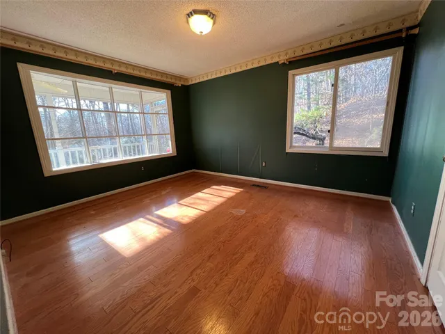 $259,000 | 430 Laurel Heights Lane, Columbus, NC 28722