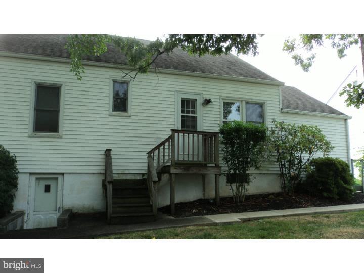 512 Hamel Avenue Glenside, PA 19038 - Photo 3 of 9 Exterior Back