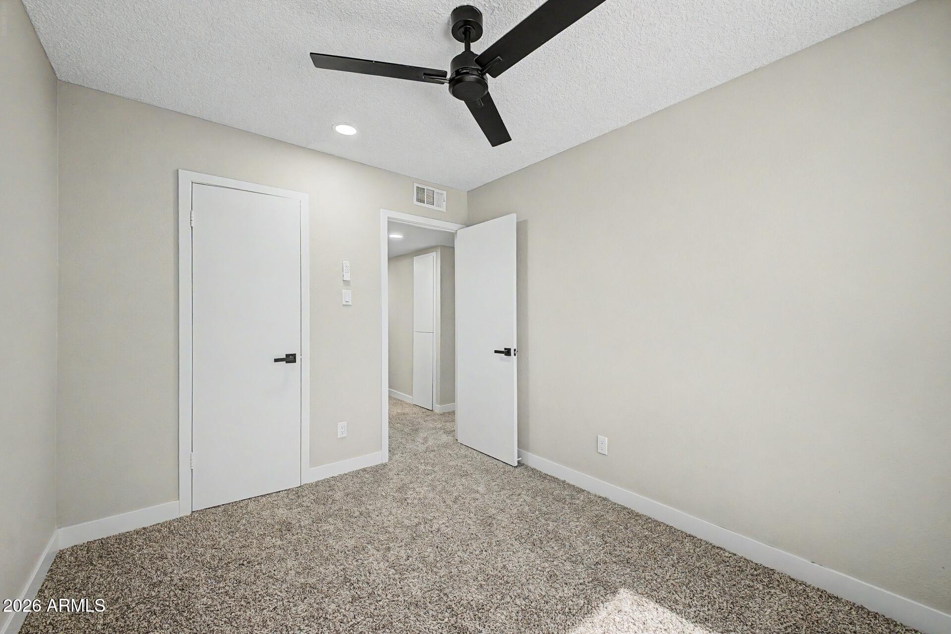 4107 West Wonderview Road Phoenix, AZ 85019 - Photo 22 of 37