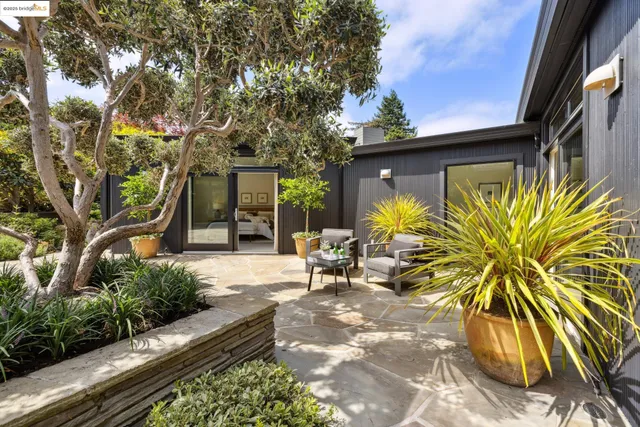 $3,025,000 | 7 Requa Place, Piedmont, CA 94611