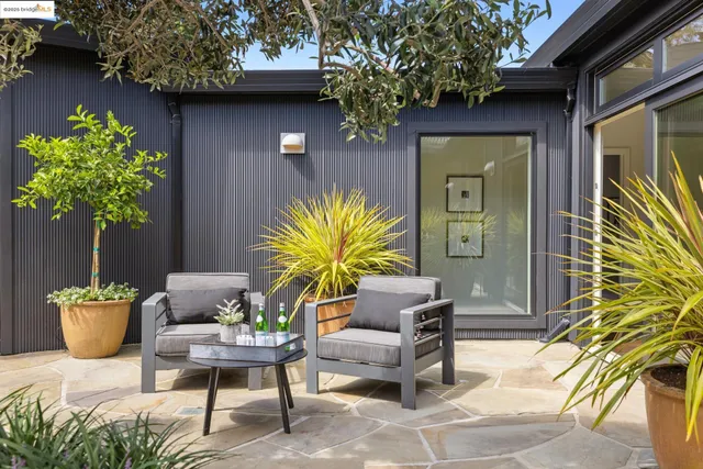 $3,025,000 | 7 Requa Place, Piedmont, CA 94611