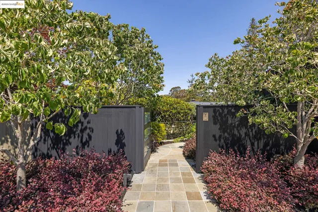 $3,025,000 | 7 Requa Place, Piedmont, CA 94611