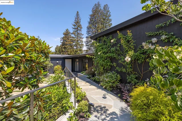$3,025,000 | 7 Requa Place, Piedmont, CA 94611