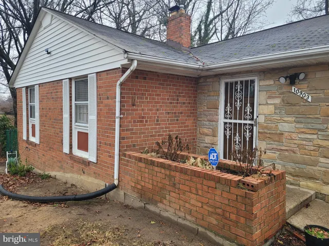 $2,000 | 10903 Exeter Court, Upper Marlboro, MD 20774