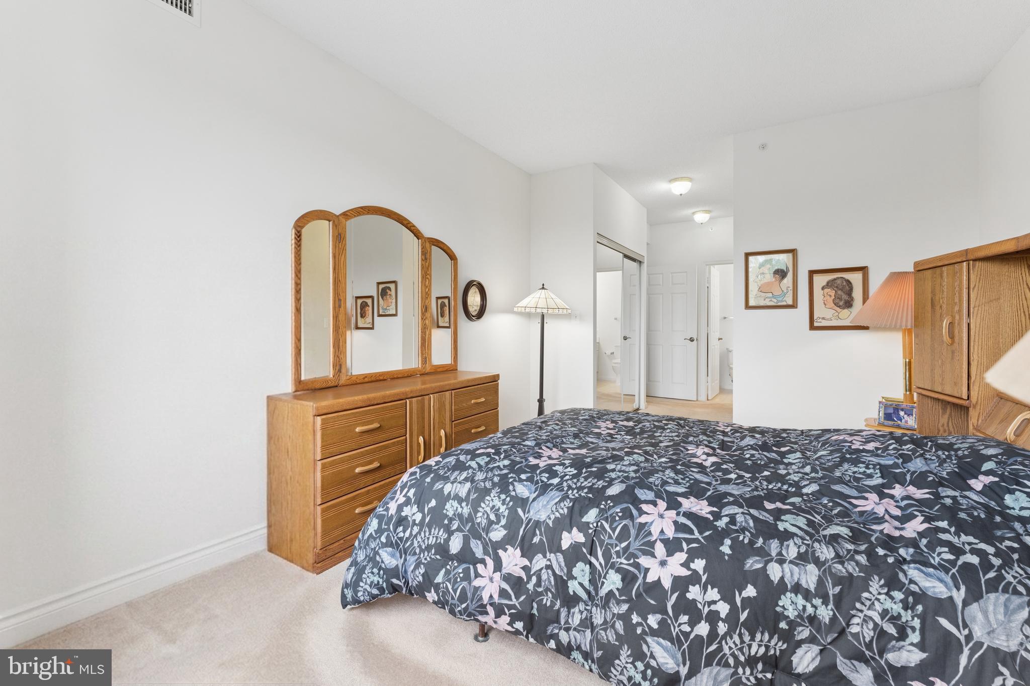 19355 Cypress Ridge Terrace, Unit 314 Leesburg, VA 20176 - Photo 16 of 49 Primary bedroom