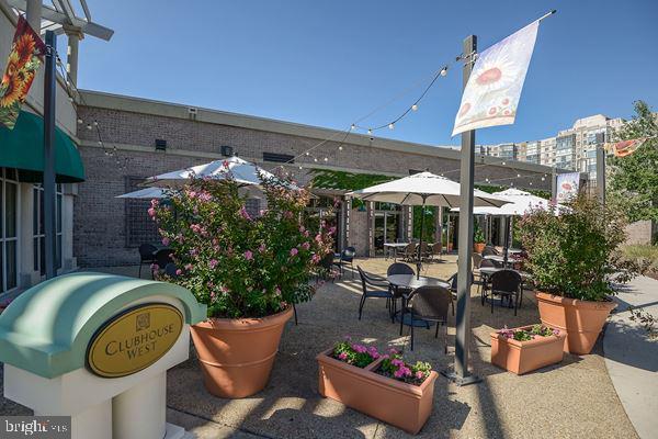 19355 Cypress Ridge Terrace, Unit 314 Leesburg, VA 20176 - Photo 45 of 49 Community patio