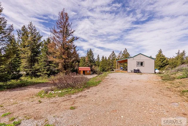 $309,900 | 53 Squaw Creek Road, Bancroft, ID 83217