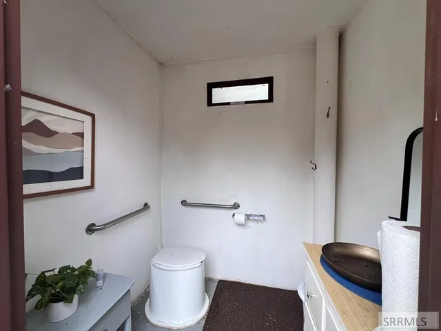 $309,900 | 53 Squaw Creek Road, Bancroft, ID 83217