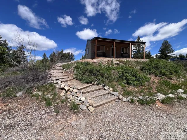 $309,900 | 53 Squaw Creek Road, Bancroft, ID 83217
