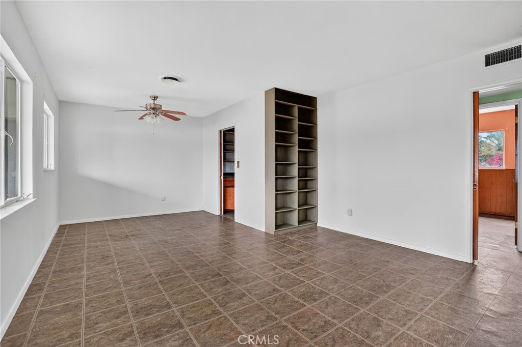 278 Walnut Street Shafter, CA 93263 - Photo 15 of 30