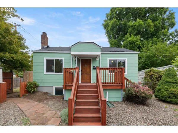 $539,900 | 2132 Southeast Reedway Street, Portland, OR 97202