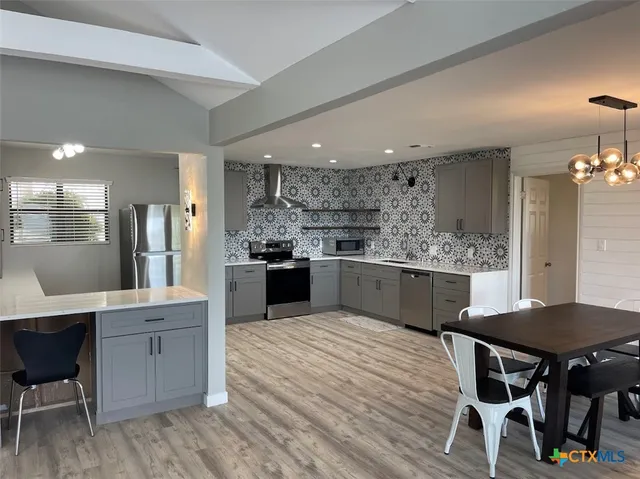 $1,995 | 744 Hill Top Drive, Canyon Lake, TX 78133