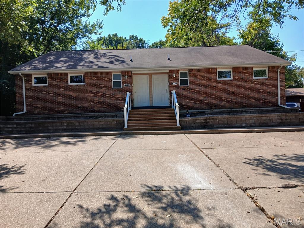 5114 Heege Road Affton, MO 63123 - Photo 2 of 36 Gallery Image 2
