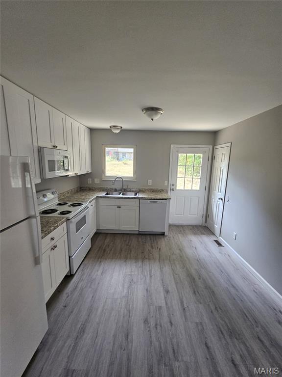 5114 Heege Road Affton, MO 63123 - Photo 23 of 36 Gallery Image 23