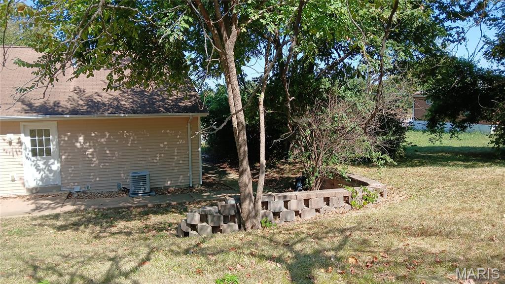 5114 Heege Road Affton, MO 63123 - Photo 35 of 36 Gallery Image 35