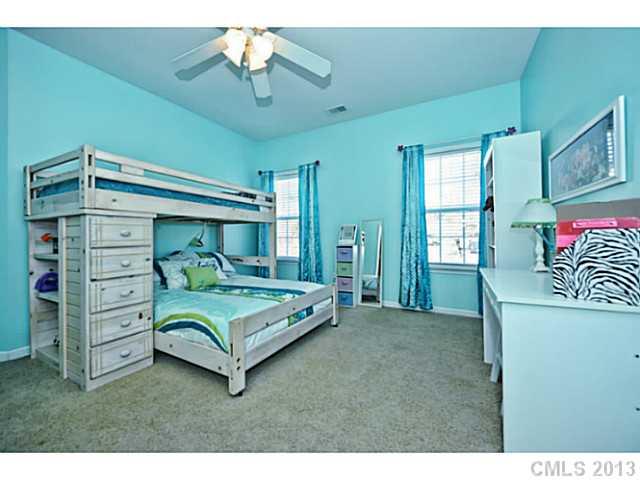 285 Shoreline Parkway Tega Cay, SC 29708 - Photo 14 of 16 Gallery Image 14