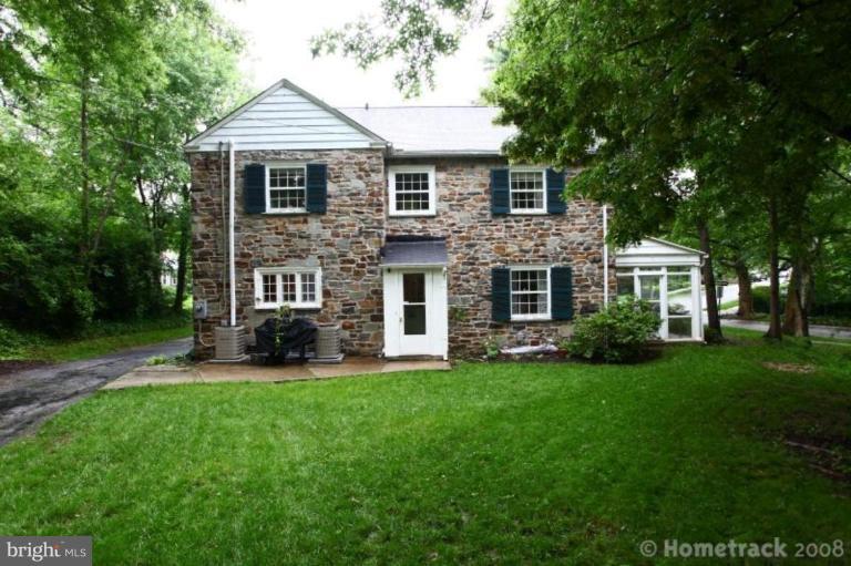 3800 Juniper Road Baltimore, MD 21218 - Photo 15 of 25 Exterior (Rear)