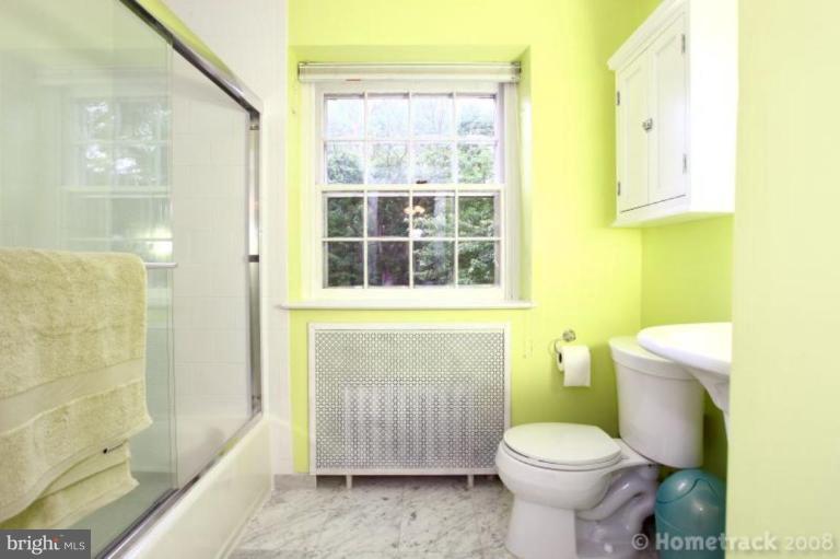 3800 Juniper Road Baltimore, MD 21218 - Photo 25 of 25 Bath #2