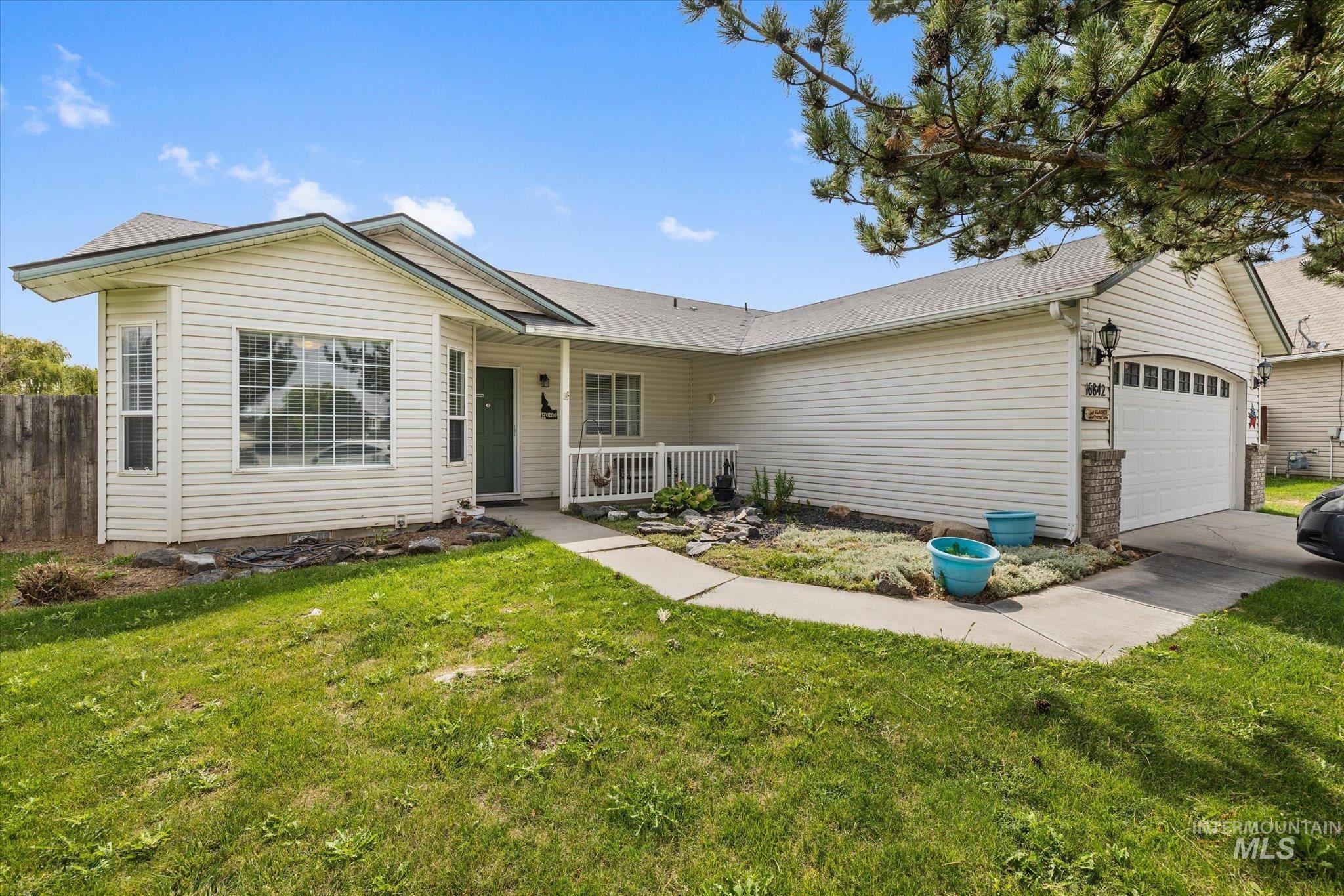 16842 Live Oak Place Caldwell, ID 83607 - Photo 6 of 43 Gallery Image 6