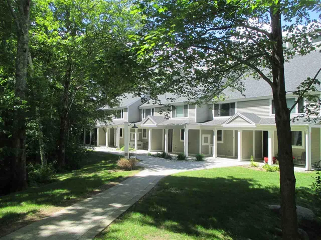 $699,000 | 10 Avalanche Way, Unit 12, Waterville Valley, NH 03215