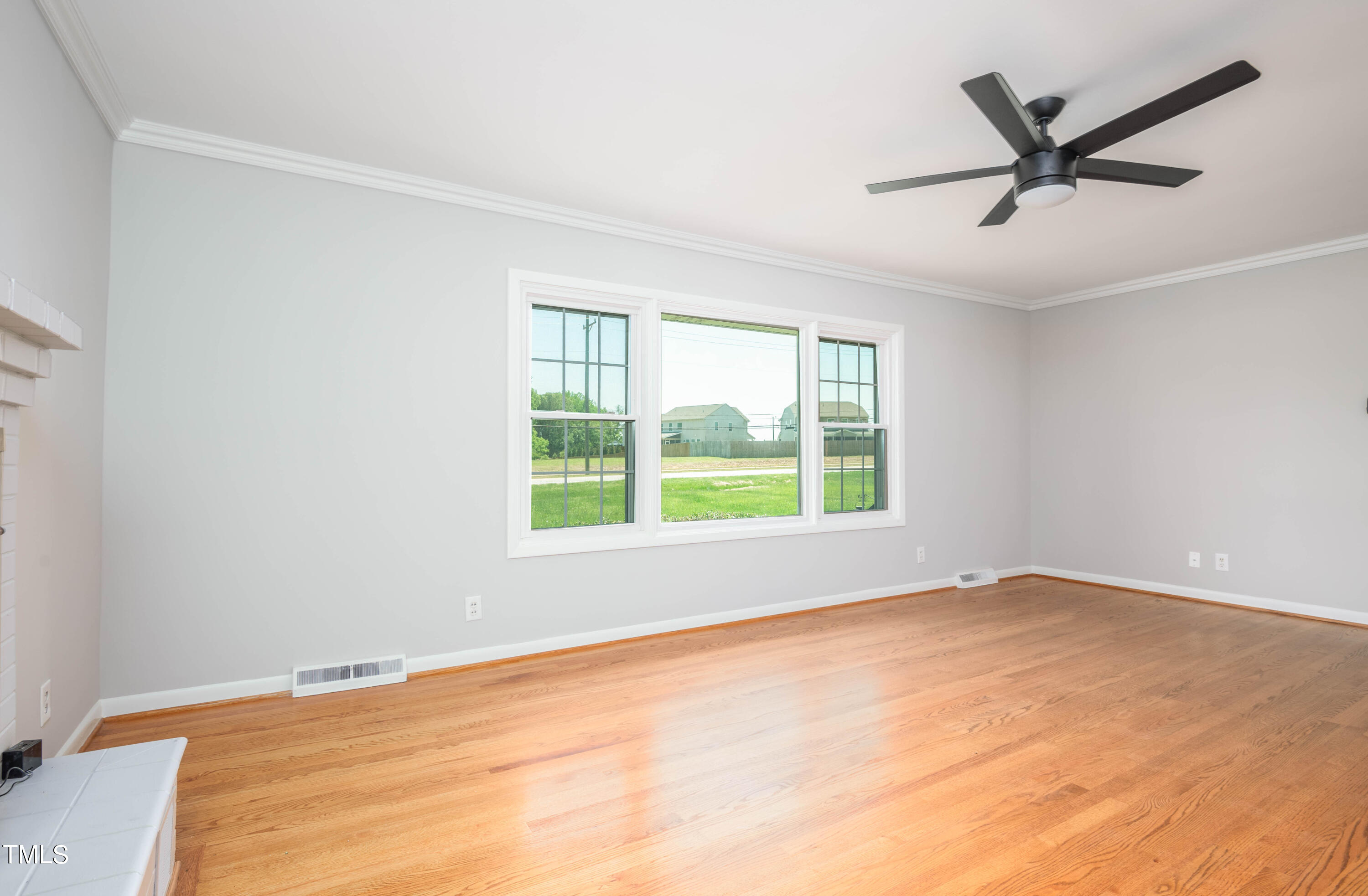 302 Sherron Road Durham, NC 27703 - Photo 4 of 69 3