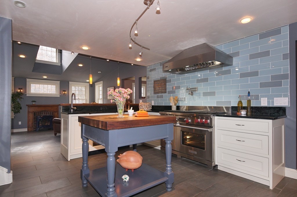 113 Wilder Road Bolton, MA 01740 - Photo 6 of 30 Gallery Image 6