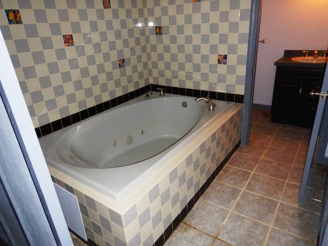564 Hackett Swamp Road Charlestown, NH 03603 - Photo 14 of 18