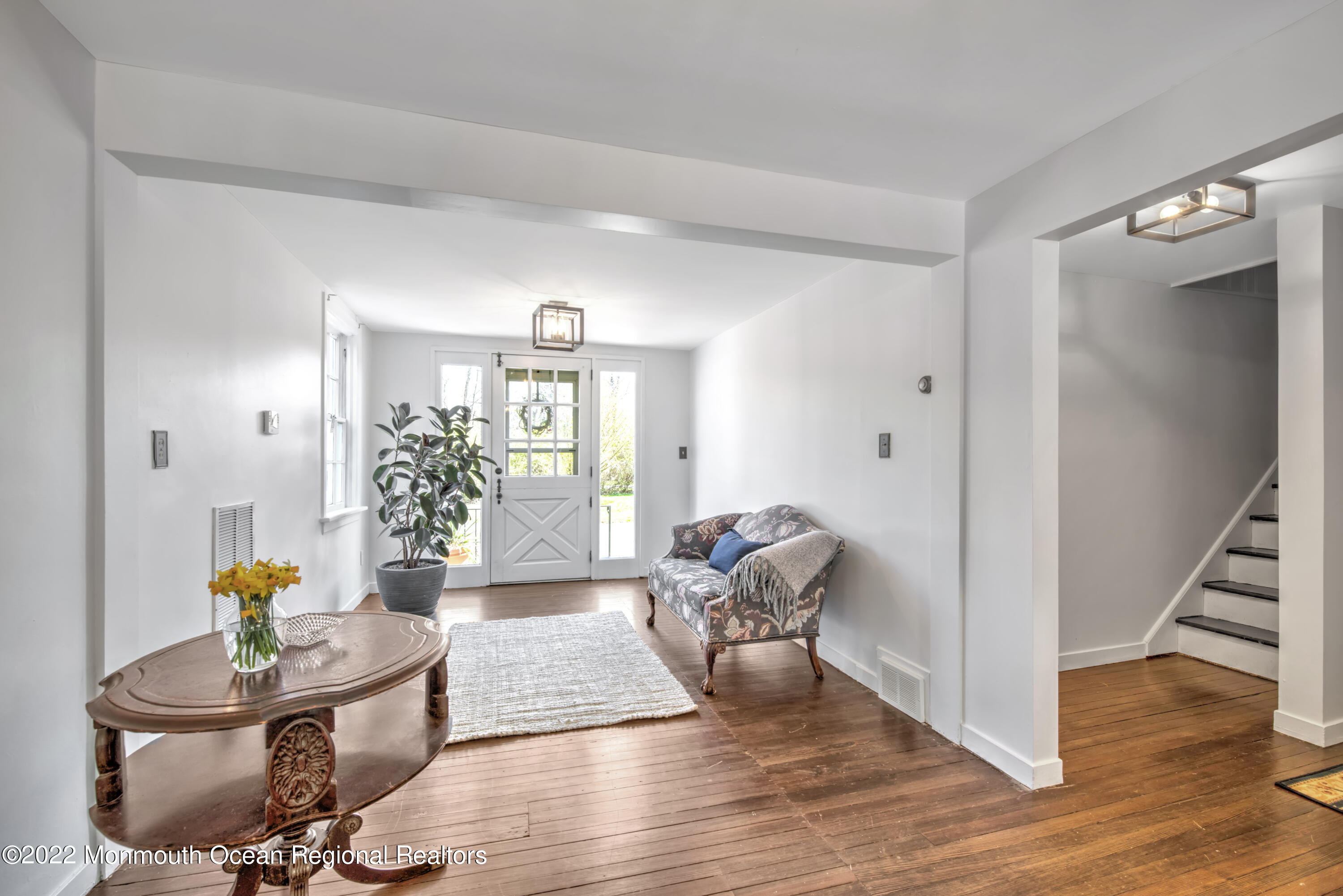347 Cold Soil Road Princeton, NJ 08540 - Photo 2 of 31 FOYER