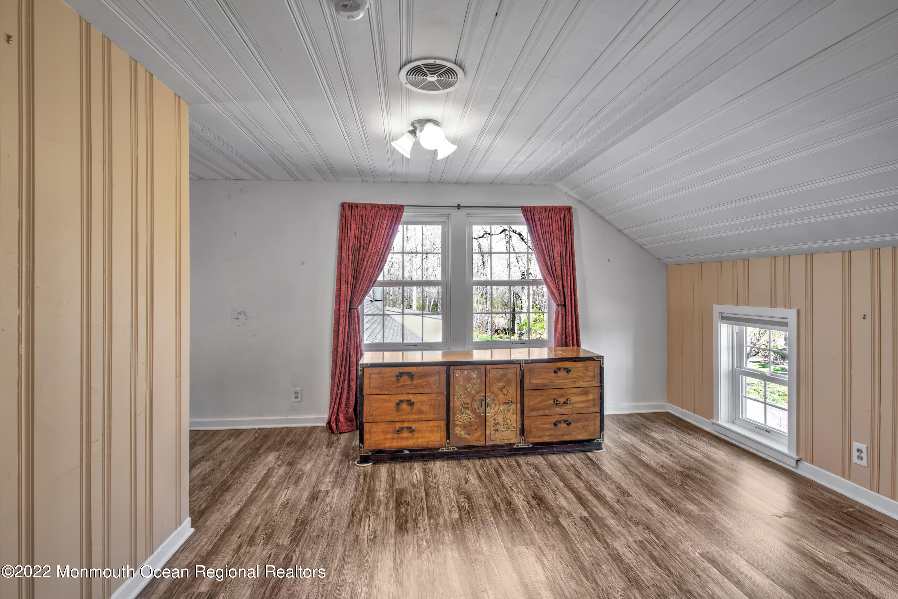 347 Cold Soil Road Princeton, NJ 08540 - Photo 8 of 31 BEDROOM