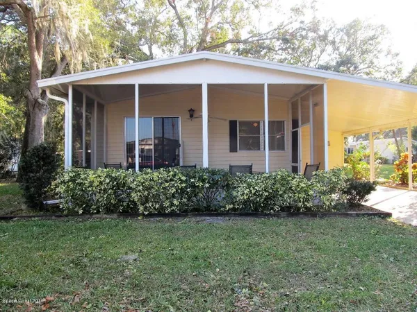$1,300 | 331 Holiday Park Boulevard Northeast, Palm Bay, FL 32907