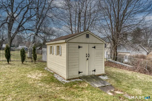 $389,900 | 116 Fairlawn Drive, Torrington, CT 06790