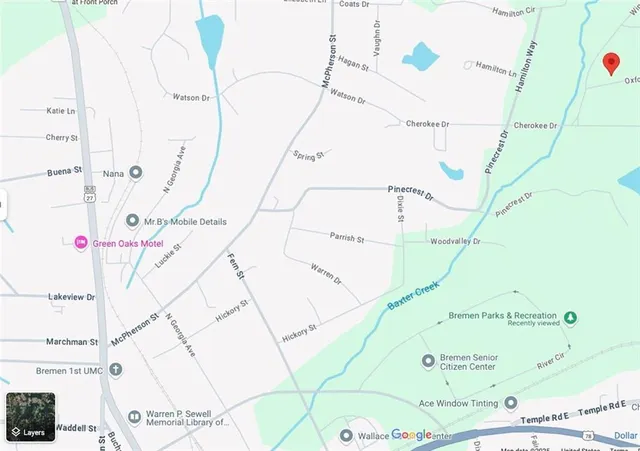 a sign that is sitting on the side of a road