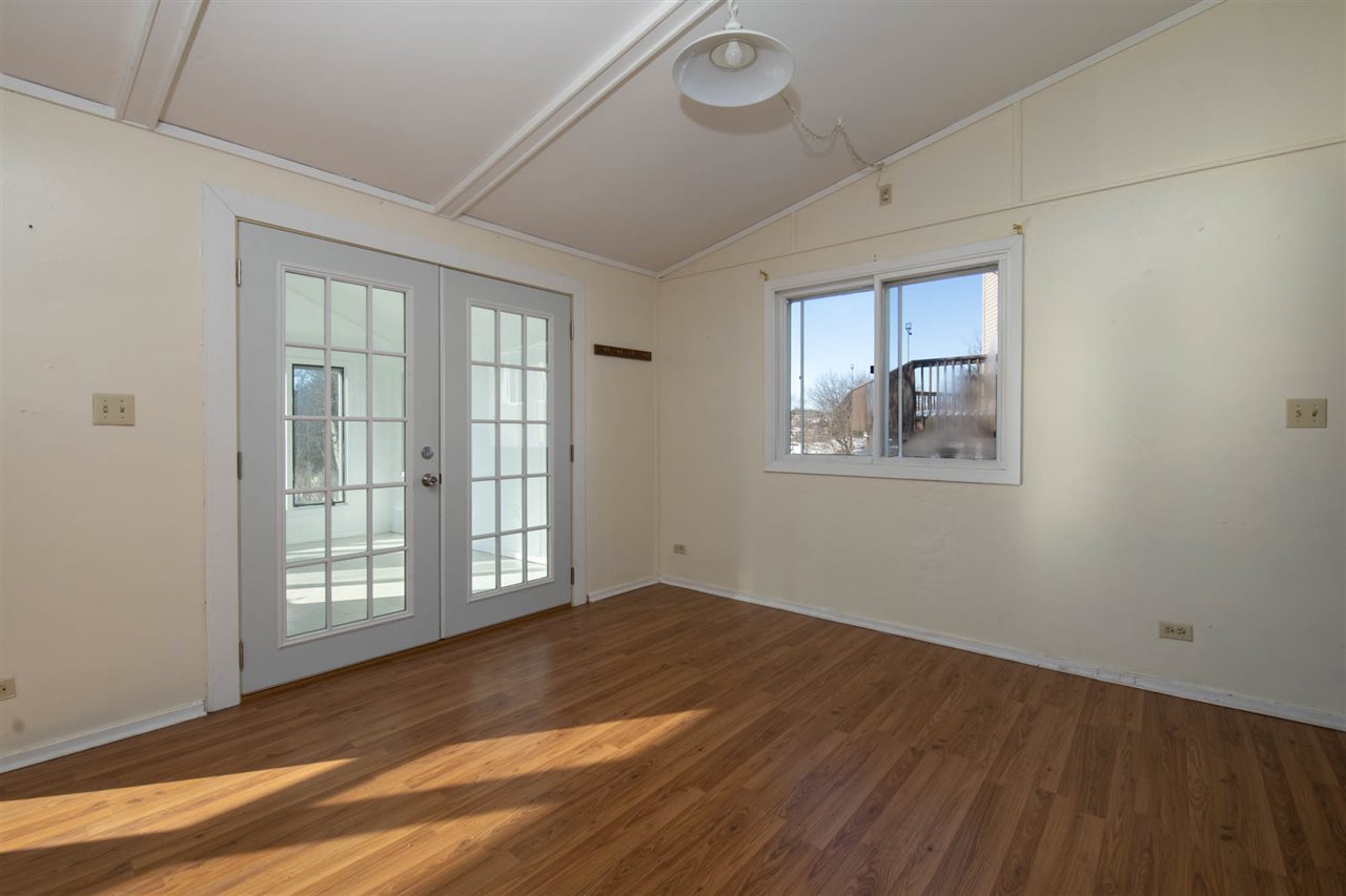 881 Breckenboro Road Lake Summerset, IL 61019 - Photo 10 of 29 Gallery Image 10