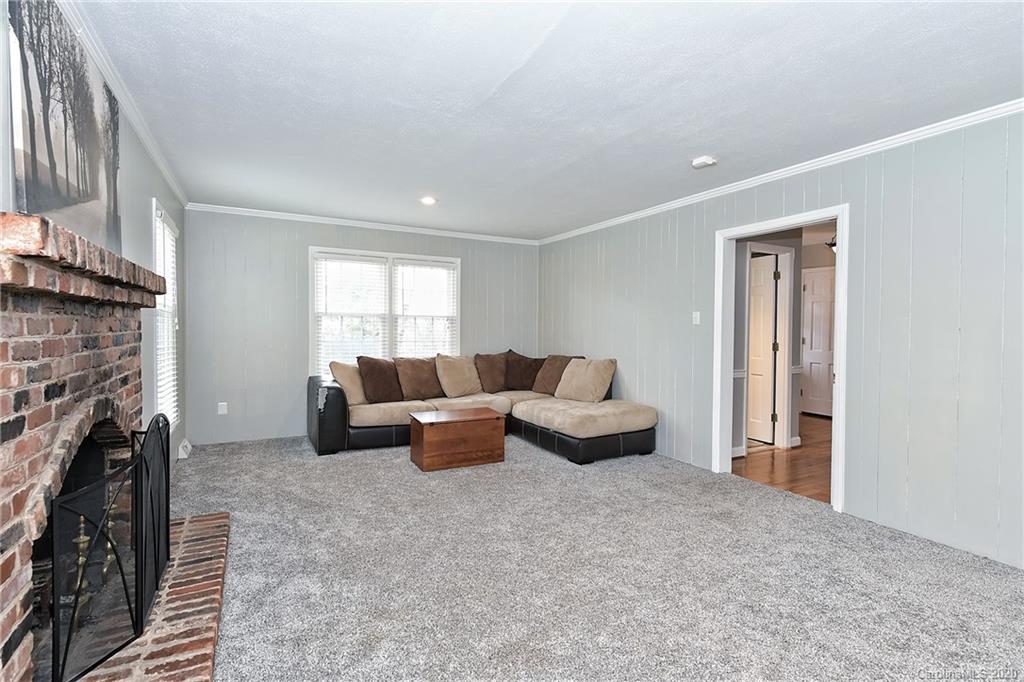 3740 Riverbend Road Charlotte, NC 28210 - Photo 17 of 48 Gallery Image 17