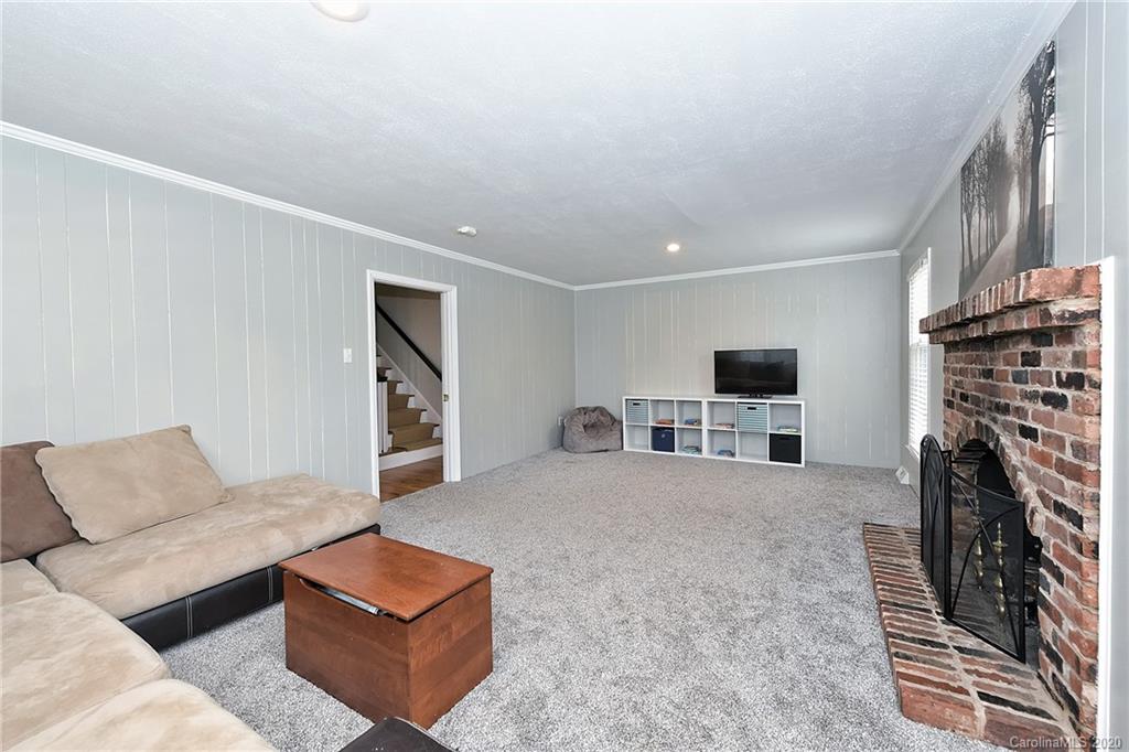 3740 Riverbend Road Charlotte, NC 28210 - Photo 18 of 48 Gallery Image 18
