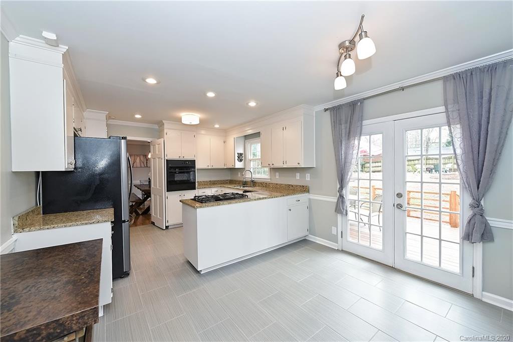 3740 Riverbend Road Charlotte, NC 28210 - Photo 19 of 48 Gallery Image 19