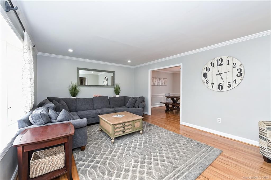 3740 Riverbend Road Charlotte, NC 28210 - Photo 3 of 48 Gallery Image 3
