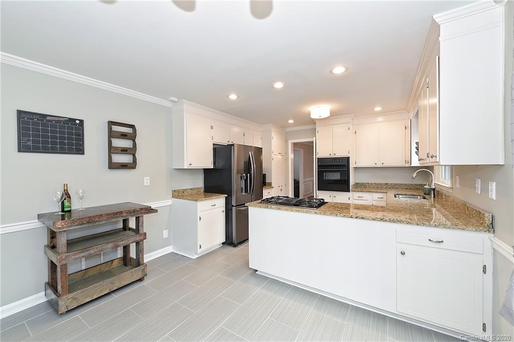 3740 Riverbend Road Charlotte, NC 28210 - Photo 23 of 48 Gallery Image 23