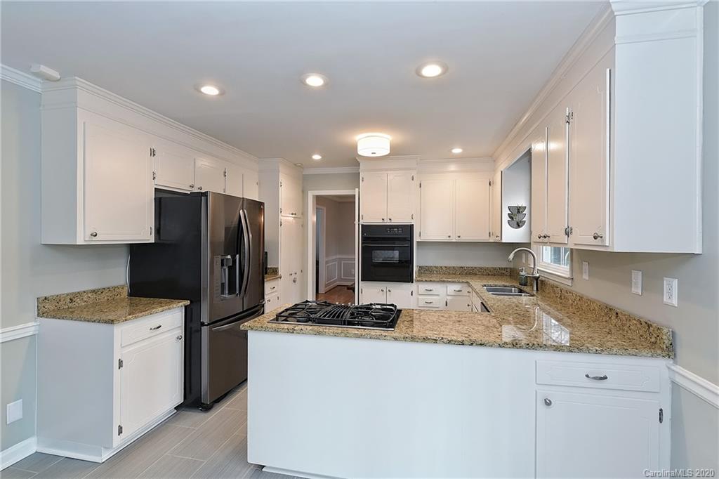 3740 Riverbend Road Charlotte, NC 28210 - Photo 24 of 48 Gallery Image 24