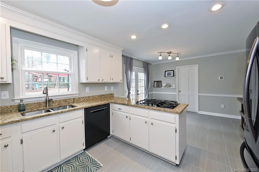 3740 Riverbend Road Charlotte, NC 28210 - Photo 25 of 48 Gallery Image 25